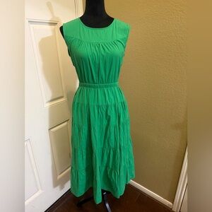 Sleeveless Green Tiered Midi Dress with Elastic Waist
